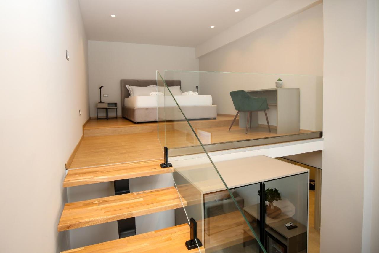 Toto Hotel & Apartments Radhime Exterior photo